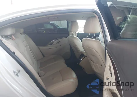 2015 Buick Lacrosse Leather z USA, uszkodzony, nr VIN 1G4GB5GR5FF330034